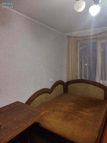 Продаж 2 кімнатної квартири (53/32/8), 2 пов. 9 пов. будинку, <a class="location-link" href="/smela/" title="Недвижимость Сміла">Сміла</a>, Рєпіна (изображение 6)