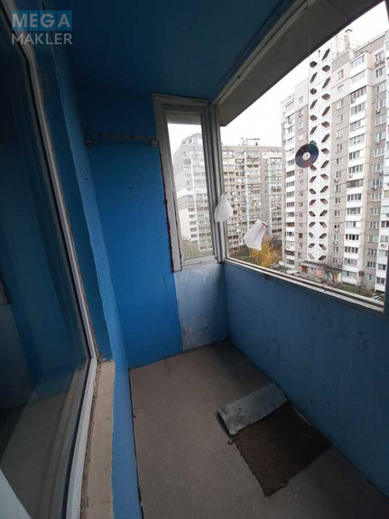 Продаж 3 кімнатної квартири (73/42/8,2), 7 пов. 9 пов. будинку, <a class="location-link" href="/kiev/" title="Недвижимость Київ">Київ</a>, <a class="location-link" href="/kiev/darnickij/" title="Недвижимость Дарницький район">Дарницький р-н</a>, Здолбунівська вул., 7А (изображение 9)