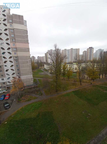 Продаж 3 кімнатної квартири (73/42/8,2), 7 пов. 9 пов. будинку, <a class="location-link" href="/kiev/" title="Недвижимость Київ">Київ</a>, <a class="location-link" href="/kiev/darnickij/" title="Недвижимость Дарницький район">Дарницький р-н</a>, Здолбунівська вул., 7А (изображение 10)