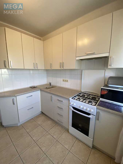 Оренда 2 кімнатної квартири, <a class="location-link" href="/kiev/" title="Недвижимость Київ">Київ</a>, <a class="location-link" href="/kiev/obolonskij/" title="Недвижимость Оболонський район">Оболонський р-н</a>, Вишгородська вул., 34/1 (изображение 8)