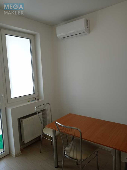 Оренда 1 кімнатної квартири, <a class="location-link" href="/kiev/" title="Недвижимость Київ">Київ</a>, <a class="location-link" href="/kiev/darnickij/" title="Недвижимость Дарницький район">Дарницький р-н</a>, Ревуцького вул., 40в (изображение 5)