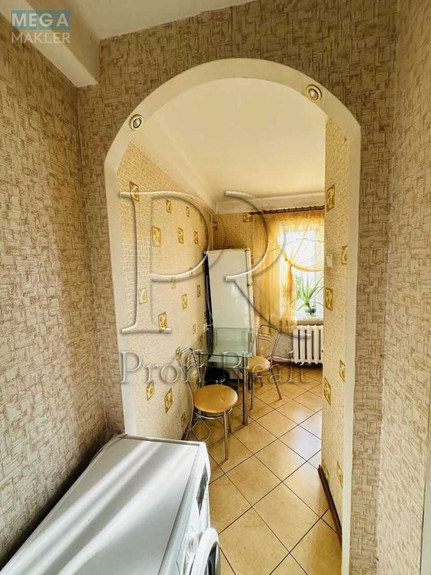 Продаж 1 кімнатної квартири (31/15/7), 5 пов. 5 пов. будинку, <a class="location-link" href="/kiev/" title="Недвижимость Київ">Київ</a>, <a class="location-link" href="/kiev/svyatoshinskij/" title="Недвижимость Святошинський район">Святошинський р-н</a>, Сімї Сосніних вул., 8 (изображение 4)