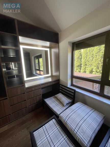 Продаж дома, 2 поверху, 500 кв.м, 5 кімнат, ділянка 13 соток, <a class="location-link" href="/lesniki-selo/" title="Недвижимость Лісники">Лісники</a>, Гайова (изображение 8)