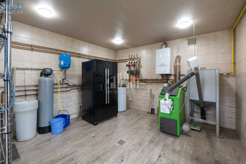 Продаж дома, 2&nbsp;поверху, 332&nbsp;кв.м, 5&nbsp;кімнат, ділянка 18&nbsp;соток, <a class="location-link" href="/osikovo-selo-kv/" title="Недвижимость Осикові">Осикове</a>, Зарічна, 98 (изображение 24)