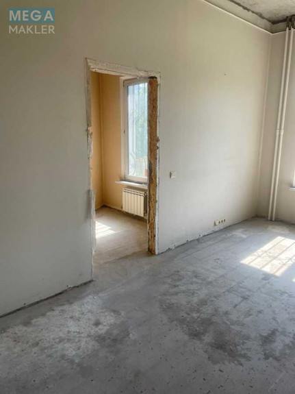 Оренда комерційної нерухомості, 160 кв.м, под магазин, <a class="location-link" href="/kiev/" title="Недвижимость Київ">Київ</a>, <a class="location-link" href="/kiev/darnickij/" title="Недвижимость Дарницький район">Дарницький р-н</a>, Харківське шосе, 56 (изображение 13)