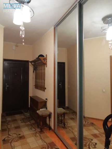 Оренда 1 кімнатної квартири, <a class="location-link" href="/kiev/" title="Недвижимость Київ">Київ</a>, <a class="location-link" href="/kiev/darnickij/" title="Недвижимость Дарницький район">Дарницький р-н</a>, Миколи Бажана просп., 14 (изображение 12)