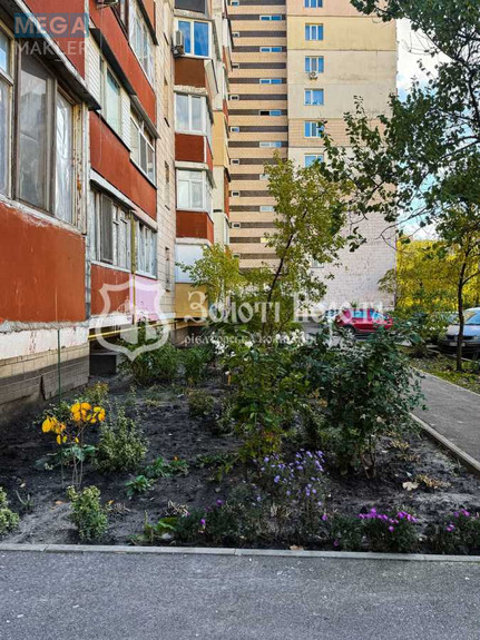 Продаж 1 кімнатної квартири (38,4/18/9,6), 9 пов. 10 пов. будинку, <a class="location-link" href="/kiev/" title="Недвижимость Київ">Київ</a>, <a class="location-link" href="/kiev/desnyanskij/" title="Недвижимость Деснянський район">Деснянський р-н</a>, Сержа Лифаря вул., 16 (изображение 18)