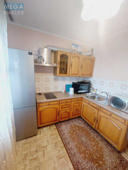 Оренда 1 кімнатної квартири, <a class="location-link" href="/kiev/" title="Недвижимость Київ">Київ</a>, <a class="location-link" href="/kiev/darnickij/" title="Недвижимость Дарницький район">Дарницький р-н</a>, Архитектора Вербицкого ул., 10 (изображение 6)