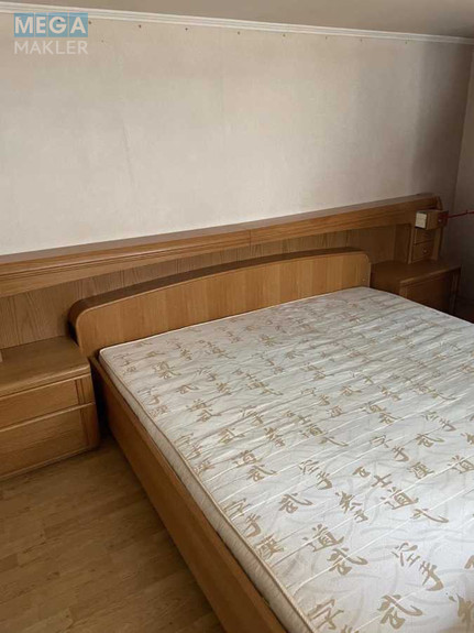 Оренда дома, <a class="location-link" href="/kiev/" title="Недвижимость Київ">Київ</a>, <a class="location-link" href="/kiev/obolonskij/" title="Недвижимость Оболонський район">Оболонський р-н</a>, 14-а лінія вул., 1 (изображение 8)