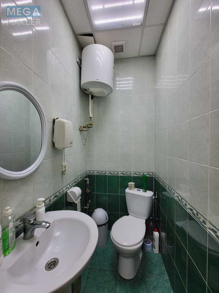 Продаж комерційної нерухомості, 401,20 кв.м, под офис, <a class="location-link" href="/zhitomir/" title="Недвижимость Житомир">Житомир</a>, <a class="location-link" href="/zhitomir/bogunskij/" title="Недвижимость Богунський район">Богунський р-н</a>, Небесної Сотні, 41 (изображение 13)