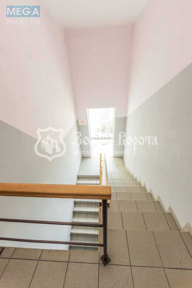 Продаж комерційної нерухомості, 1 326 кв.м, под офис, <a class="location-link" href="/kiev/" title="Недвижимость Київ">Київ</a>, <a class="location-link" href="/kiev/pecherskij/" title="Недвижимость Печерський район">Печерський р-н</a>, Перспективна вул., 3 (изображение 15)