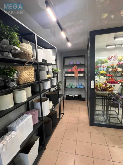 Оренда комерційної нерухомості, 40 кв.м, под офис, <a class="location-link" href="/kiev/" title="Недвижимость Київ">Київ</a>, <a class="location-link" href="/kiev/shevchenkovskij/" title="Недвижимость Шевченківський район">Шевченківський р-н</a>, Берестейский просп., 12 (изображение 4)