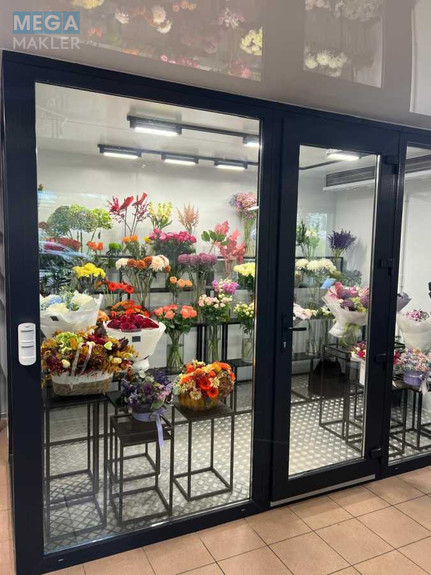 Оренда комерційної нерухомості, 40 кв.м, под офис, <a class="location-link" href="/kiev/" title="Недвижимость Київ">Київ</a>, <a class="location-link" href="/kiev/shevchenkovskij/" title="Недвижимость Шевченківський район">Шевченківський р-н</a>, Берестейский просп., 12 (изображение 5)