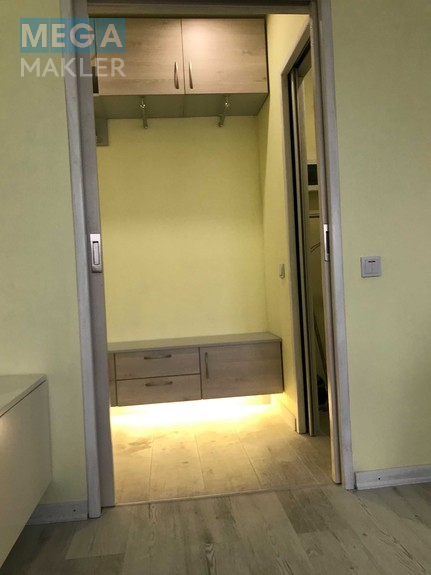 Оренда 1 кімнатної квартири, люкс, <a class="location-link" href="/kiev/" title="Недвижимость Київ">Київ</a>, <a class="location-link" href="/kiev/dneprovskij/" title="Недвижимость Дніпровський район">Дніпровський р-н</a>, вул. Ентузіастів 9/1, Русанівка ( <img src="https://megamakler.com.ua/metro/ff0000.gif" alt="" class="metro" /> м. Левобережная, 15 хв. ) (изображение 11)