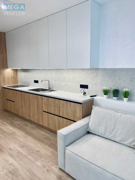 Оренда 3 кімнатної квартири, <a class="location-link" href="/kiev/" title="Недвижимость Київ">Київ</a>, <a class="location-link" href="/kiev/pecherskij/" title="Недвижимость Печерський район">Печерський р-н</a>, Предславинська вул., 44 (изображение 3)