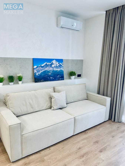 Оренда 3 кімнатної квартири, <a class="location-link" href="/kiev/" title="Недвижимость Київ">Київ</a>, <a class="location-link" href="/kiev/pecherskij/" title="Недвижимость Печерський район">Печерський р-н</a>, Предславинська вул., 44 (изображение 4)