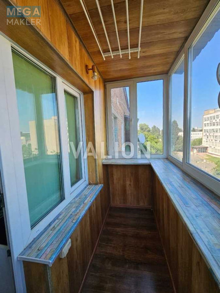 Продаж 4 кімнатної квартири (75/50/8), 5 пов. 5 пов. будинку, <a class="location-link" href="/kiev/" title="Недвижимость Київ">Київ</a>, <a class="location-link" href="/kiev/podolskij/" title="Недвижимость Подільський район">Подільський р-н</a>, Тульчинська вул., 7 (изображение 11)