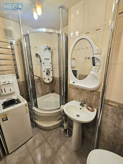 Оренда 2 кімнатної квартири, <a class="location-link" href="/kiev/" title="Недвижимость Київ">Київ</a>, <a class="location-link" href="/kiev/shevchenkovskij/" title="Недвижимость Шевченківський район">Шевченківський р-н</a>, Саратовская ул., 53/31 (изображение 8)