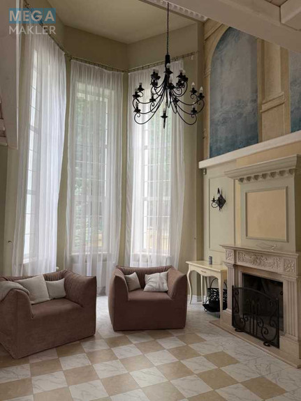 Продаж дома, 2 поверху, 350 кв.м, 7 кімнат, ділянка 8 соток, <a class="location-link" href="/kiev/" title="Недвижимость Київ">Київ</a>, <a class="location-link" href="/kiev/goloseevskij/" title="Недвижимость Голосіївський район">Голосіївський р-н</a>, Максима Рильського вул. (изображение 6)