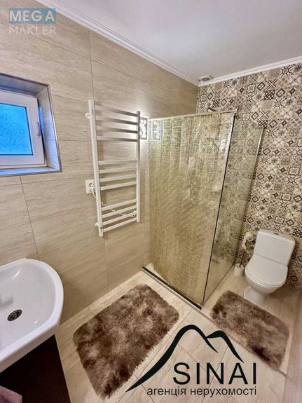 Продаж дома, 1 поверх, 230 кв.м, 7 кімнат, ділянка 12 соток, <a class="location-link" href="/beregovo/" title="Недвижимость Берегове">Берегове</a>, Грабовского, 66 (изображение 5)