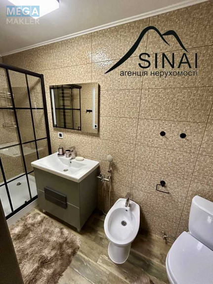 Продаж дома, 1 поверх, 230 кв.м, 7 кімнат, ділянка 12 соток, <a class="location-link" href="/beregovo/" title="Недвижимость Берегове">Берегове</a>, Грабовского, 66 (изображение 14)