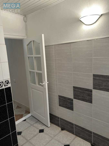 Оренда комерційної нерухомості, 50&nbsp;кв.м, под магазин, <a class="location-link" href="/odessa/" title="Недвижимость Одеса">Одеса</a>, <a class="location-link" href="/odessa/malinovskij/" title="Недвижимость Малиновський район">Малиновський р-н</a>, Академика Филатова (изображение 11)