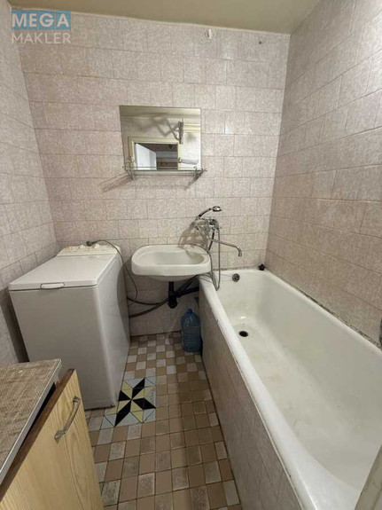 Оренда 2 кімнатної квартири, <a class="location-link" href="/odessa/" title="Недвижимость Одеса">Одеса</a>, <a class="location-link" href="/odessa/malinovskij/" title="Недвижимость Малиновський район">Малиновський р-н</a>, Балковская, 141 (изображение 2)