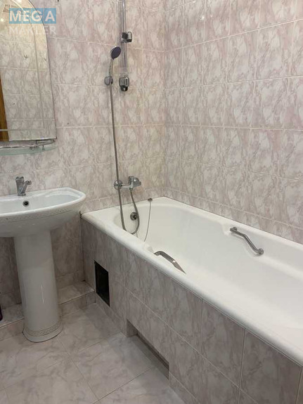 Оренда 2 кімнатної квартири, <a class="location-link" href="/kiev/" title="Недвижимость Київ">Київ</a>, <a class="location-link" href="/kiev/podolskij/" title="Недвижимость Подільський район">Подільський р-н</a>, Наталії Ужвій вул., 4г (изображение 11)