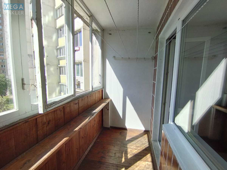 Оренда 2 кімнатної квартири, <a class="location-link" href="/kiev/" title="Недвижимость Київ">Київ</a>, <a class="location-link" href="/kiev/goloseevskij/" title="Недвижимость Голосіївський район">Голосіївський р-н</a>, Академика Заболотного ул., 86 (изображение 6)