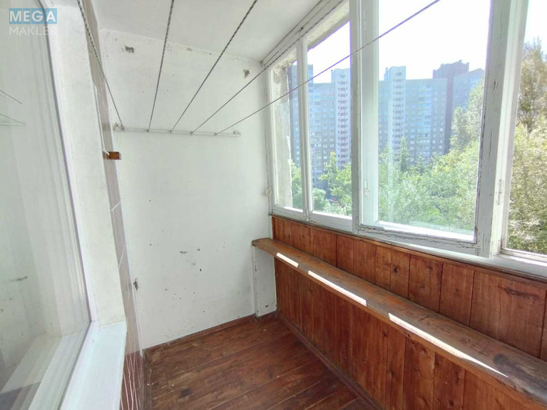 Оренда 2 кімнатної квартири, <a class="location-link" href="/kiev/" title="Недвижимость Київ">Київ</a>, <a class="location-link" href="/kiev/goloseevskij/" title="Недвижимость Голосіївський район">Голосіївський р-н</a>, Академика Заболотного ул., 86 (изображение 12)