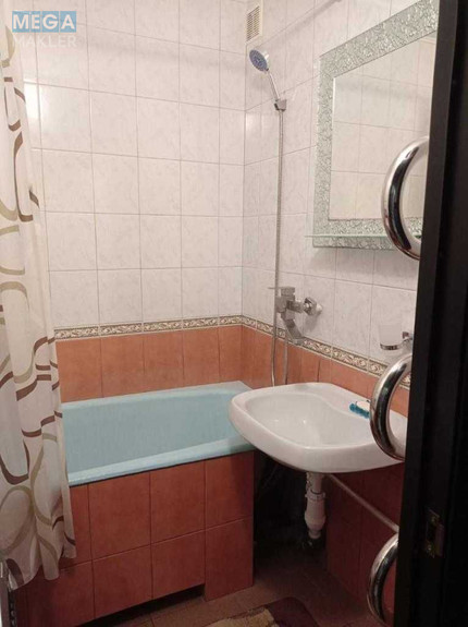 Оренда 1 кімнатної квартири, <a class="location-link" href="/kiev/" title="Недвижимость Київ">Київ</a>, <a class="location-link" href="/kiev/svyatoshinskij/" title="Недвижимость Святошинський район">Святошинський р-н</a>, Чорнобильська вул., 21 (изображение 12)