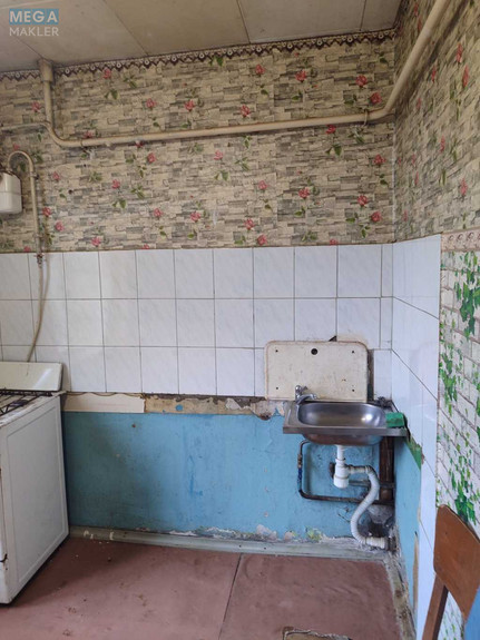 Продаж 1 кімнатної квартири (33/16/7), 1 пов. 9 пов. будинку, <a class="location-link" href="/smela/" title="Недвижимость Сміла">Сміла</a>, Рєпіна (изображение 6)