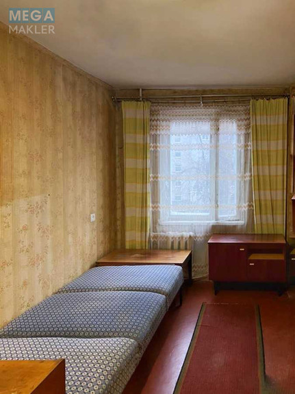 Продаж 3 кімнатної квартири (62/43/7), 4 пов. 9 пов. будинку, <a class="location-link" href="/kiev/" title="Недвижимость Київ">Київ</a>, <a class="location-link" href="/kiev/shevchenkovskij/" title="Недвижимость Шевченківський район">Шевченківський р-н</a>, Бакинська вул., 37 (изображение 3)