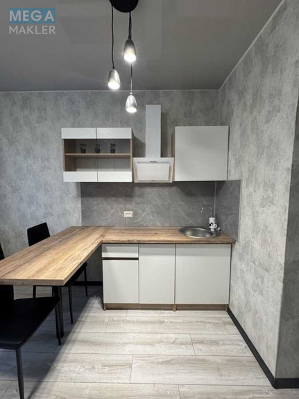 Новобудова, 4 поверхів, <a class="location-link" href="/gostomel/" title="Недвижимость Гостомель">Гостомель</a>, Вереснева (изображение 2)