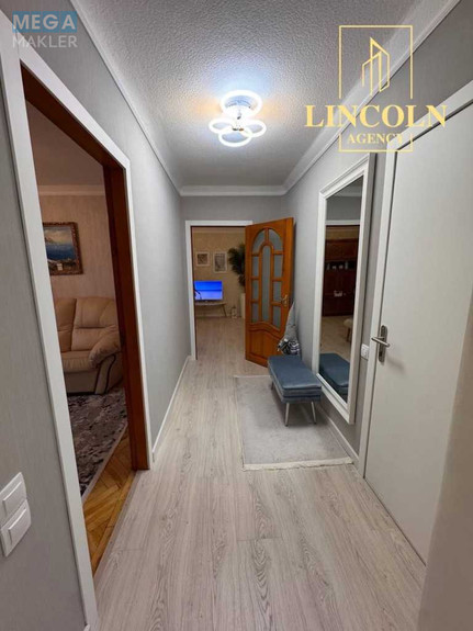 Продаж 2 кімнатної квартири (53/?/10), 7 пов. 10 пов. будинку, <a class="location-link" href="/kiev/" title="Недвижимость Київ">Київ</a>, <a class="location-link" href="/kiev/solomenskij/" title="Недвижимость Солом'янський район">Солом'янський р-н</a>, Соломенская ул., 4/2 (изображение 9)