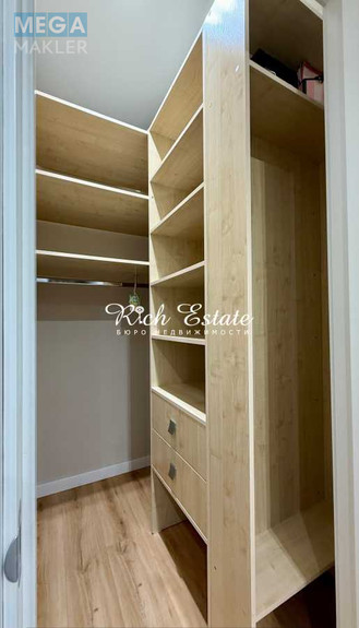 Оренда 2 кімнатної квартири, <a class="location-link" href="/kiev/" title="Недвижимость Київ">Київ</a>, <a class="location-link" href="/kiev/shevchenkovskij/" title="Недвижимость Шевченківський район">Шевченківський р-н</a>, Глубочицкая ул., 13 (изображение 9)