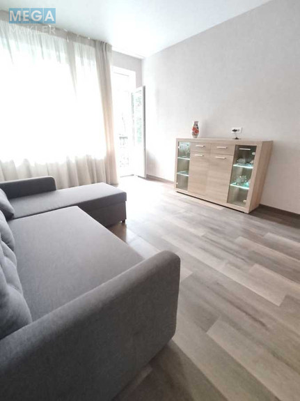 Оренда 3 кімнатної квартири, <a class="location-link" href="/kiev/" title="Недвижимость Київ">Київ</a>, <a class="location-link" href="/kiev/pecherskij/" title="Недвижимость Печерський район">Печерський р-н</a>, Анри Барбюса ул., 26 (изображение 4)