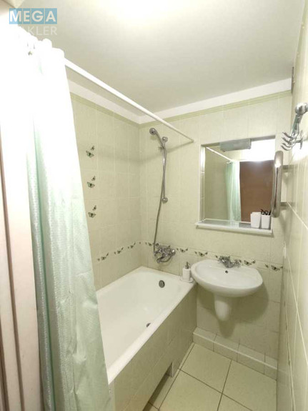 Оренда 3 кімнатної квартири, <a class="location-link" href="/kiev/" title="Недвижимость Київ">Київ</a>, <a class="location-link" href="/kiev/obolonskij/" title="Недвижимость Оболонський район">Оболонський р-н</a>, Оболонский просп., 13 (изображение 9)