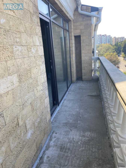 Продаж 3 кімнатної квартири (400/153/?), 5 пов. 5 пов. будинку, <a class="location-link" href="/kiev/" title="Недвижимость Київ">Київ</a>, <a class="location-link" href="/kiev/shevchenkovskij/" title="Недвижимость Шевченківський район">Шевченківський р-н</a>, Лукянівський пров., 2А (изображение 9)