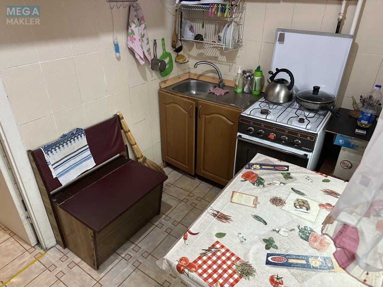 Оренда 1 кімнатної квартири, <a class="location-link" href="/kiev/" title="Недвижимость Київ">Київ</a>, <a class="location-link" href="/kiev/svyatoshinskij/" title="Недвижимость Святошинський район">Святошинський р-н</a>, Симиренка вул., 18а (изображение 9)