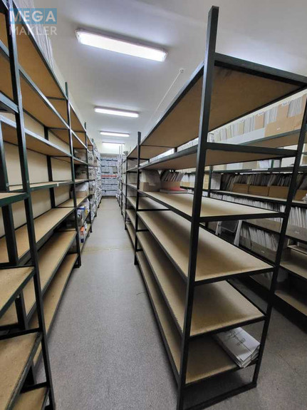 Продаж комерційної нерухомості, 401,20&nbsp;кв.м, под офис, <a class="location-link" href="/zhitomir/" title="Недвижимость Житомир">Житомир</a>, <a class="location-link" href="/zhitomir/bogunskij/" title="Недвижимость Богунський район">Богунський р-н</a>, Небесної Сотні, 41 (изображение 10)