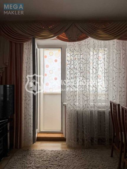 Продаж 2 кімнатної квартири (51/30/8), 5 пов. 9 пов. будинку, <a class="location-link" href="/kiev/" title="Недвижимость Київ">Київ</a>, <a class="location-link" href="/kiev/desnyanskij/" title="Недвижимость Деснянський район">Деснянський р-н</a>, Володимира Маяковського просп., 12 (изображение 3)