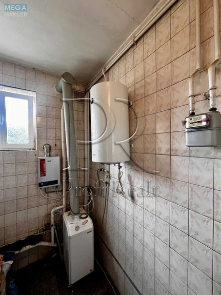 Продаж дома, 2 поверху, 214 кв.м, 5 кімнат, ділянка 25 соток, <a class="location-link" href="/staroe/" title="Недвижимость Старе">Старе</a>, Молодіжна вулиця (изображение 14)