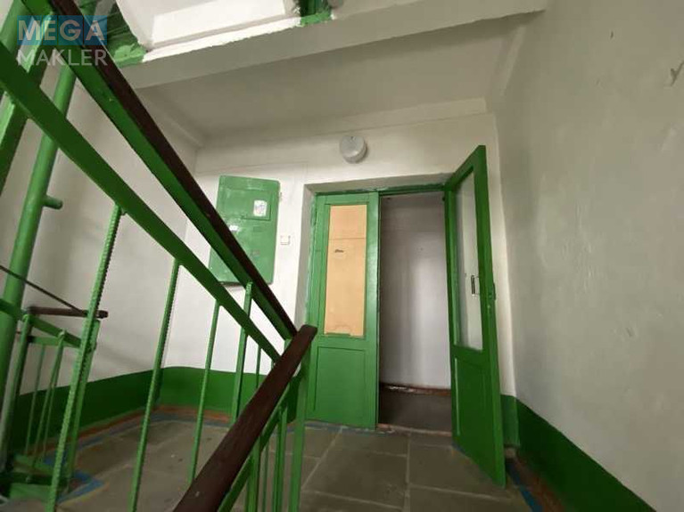 Продаж 2 кімнатної квартири (27/?/8), 3 пов. 5 пов. будинку, <a class="location-link" href="/korostyshev/" title="Недвижимость Коростишів">Коростишів</a>, Лариси Мучник, 10а (изображение 5)