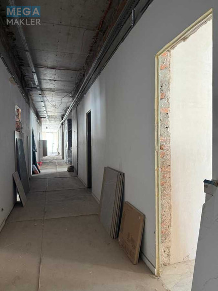 Оренда окремої будівлі/побудови, 600 кв.м, <a class="location-link" href="/kiev/" title="Недвижимость Київ">Київ</a>, <a class="location-link" href="/kiev/darnickij/" title="Недвижимость Дарницький район">Дарницький р-н</a>, Олександра Мишуги вул., 1 (изображение 11)