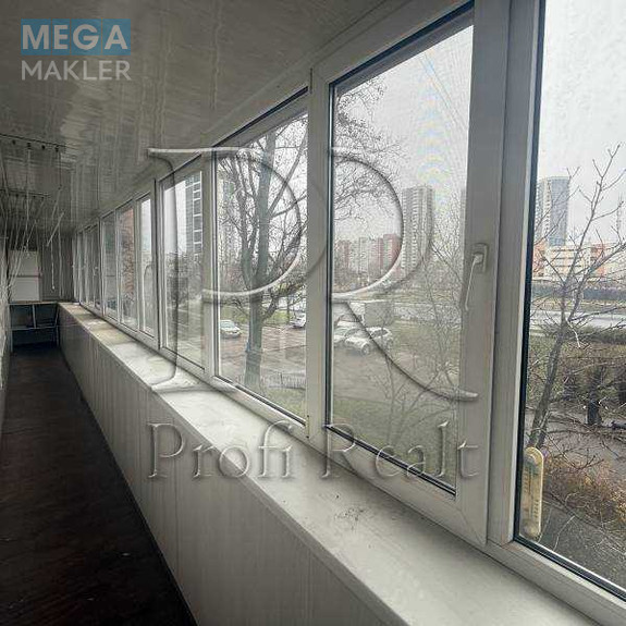 Продаж 3 кімнатної квартири (70/40/8), 2 пов. 14 пов. будинку, <a class="location-link" href="/kiev/" title="Недвижимость Київ">Київ</a>, <a class="location-link" href="/kiev/dneprovskij/" title="Недвижимость Дніпровський район">Дніпровський р-н</a>, Перова бульвар, 56 (изображение 15)