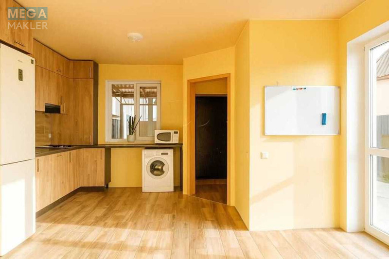 Продаж дома, 3&nbsp;поверху, 49&nbsp;кв.м, 2&nbsp;кімнати, ділянка 1&nbsp;сотка, <a class="location-link" href="/novye-petrovcy/" title="Недвижимость Нові Петрівці">Нові Петрівці</a>, Канівська вулиця (изображение 2)