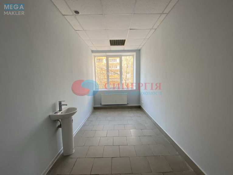 Оренда комерційної нерухомості, 373&nbsp;кв.м, под магазин, <a class="location-link" href="/kiev/" title="Недвижимость Київ">Київ</a>, <a class="location-link" href="/kiev/obolonskij/" title="Недвижимость Оболонський район">Оболонський р-н</a>, Героїв Сталінграду просп., 65 (изображение 5)