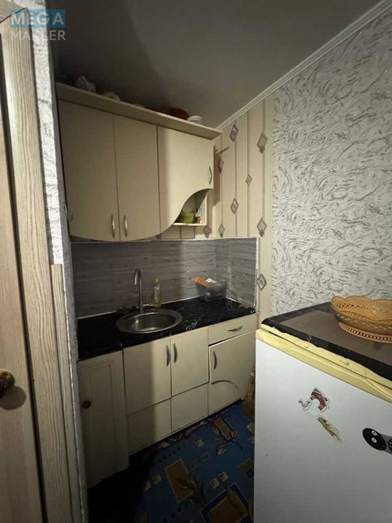 Продаж 1 кімнатної квартири (18/?/4), 2 пов. 5 пов. будинку, <a class="location-link" href="/kirovograd/" title="Недвижимость Кіровоград">Кіровоград</a>, Вячеслава Чорновола (изображение 3)