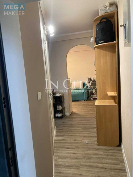 Продаж 2 кімнатної квартири (45,5/29,3/7,9), 3 пов. 5 пов. будинку, <a class="location-link" href="/kiev/" title="Недвижимость Київ">Київ</a>, <a class="location-link" href="/kiev/svyatoshinskij/" title="Недвижимость Святошинський район">Святошинський р-н</a>, Академика Доброхотова ул., 10 (изображение 4)